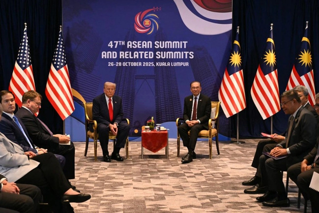 Tramp: Sabah Si Cinpinlə görüşəcəyəm