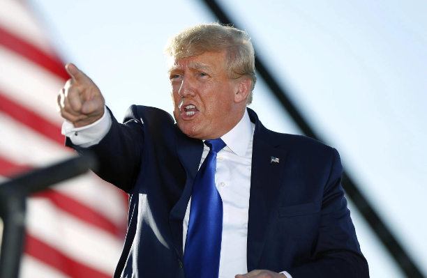 Tramp Rusiyanı oğurluqda ittiham etdi