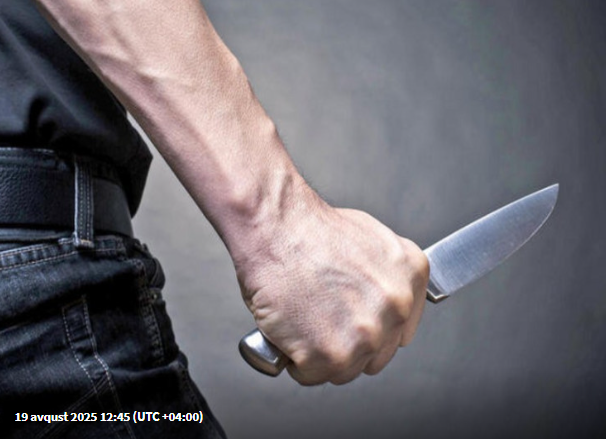 Sevdiyi qıza görə böyük qardaşını bıçaqladı