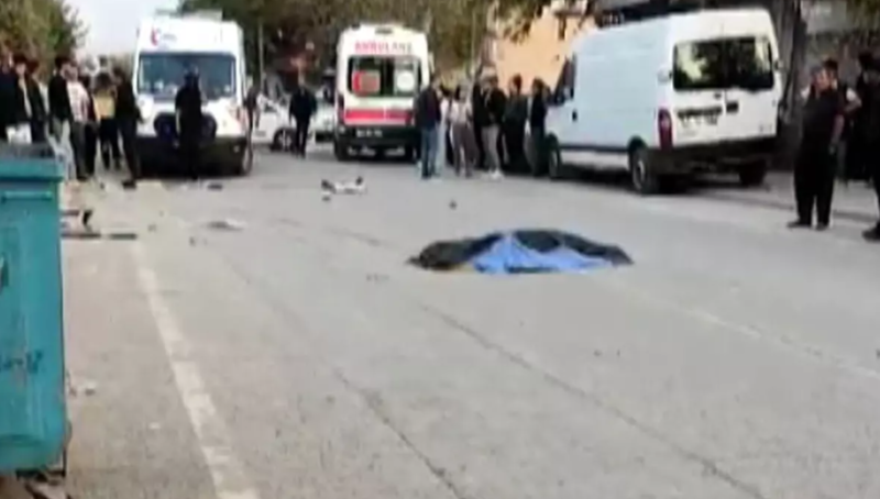 8 yaşlı uşaq yolu keçərkən avtomobil tərəfindən vurularaq həyatını itirib - VİDEO