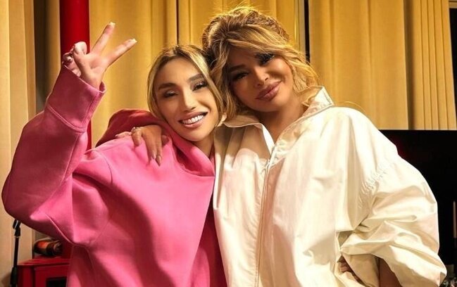 "Aygünü təyyarədə yatmağa qoymadıq" - Röya FOTOlardan danışdı