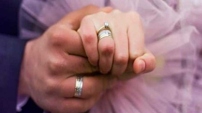 15 yaşlı qızı nişanladılar - Atası qanunu nə mən bilmişəm, nə də onlar dedi (VİDEO)