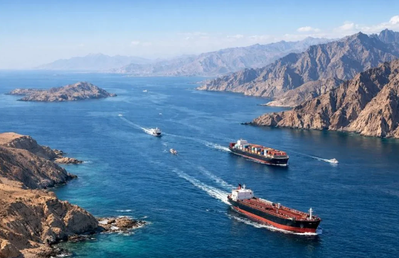 İran və Oman Hörmüz boğazı üzrə razılığa gəldilər