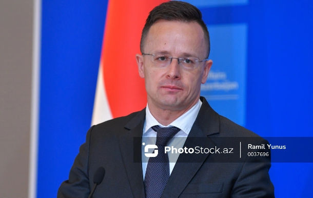 Macarıstan XİN rəhbəri: "Ukrayna məsələsinin həlli ancaq diplomatik yollarla mümkündür"