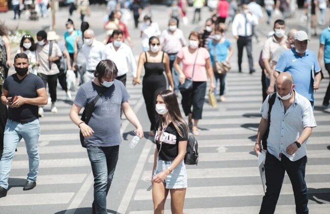 Bakı sakinlərinə XƏBƏRDARLIQ: Yenidən maska taxmaq lazımdır – QƏRİBƏ SƏBƏB