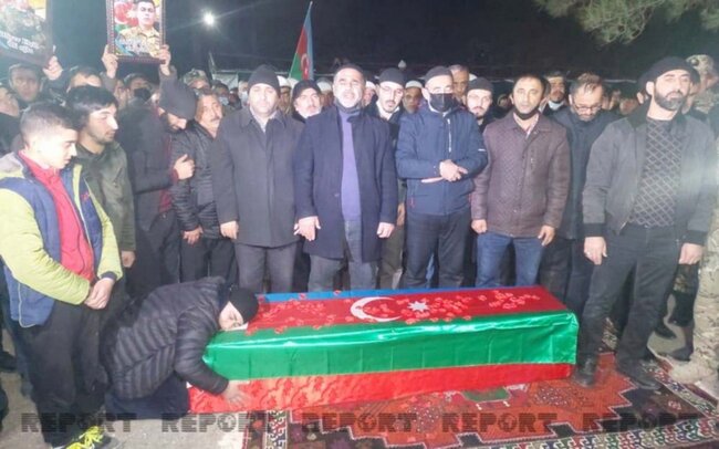 Şəhid Elçin Əliyevin nəşi torpağa tapşırıldı - Fotolar