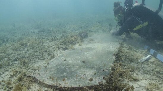 ABŞ-da suyun altında 19-cu əsrə aid qəbiristanlıq tapıldı