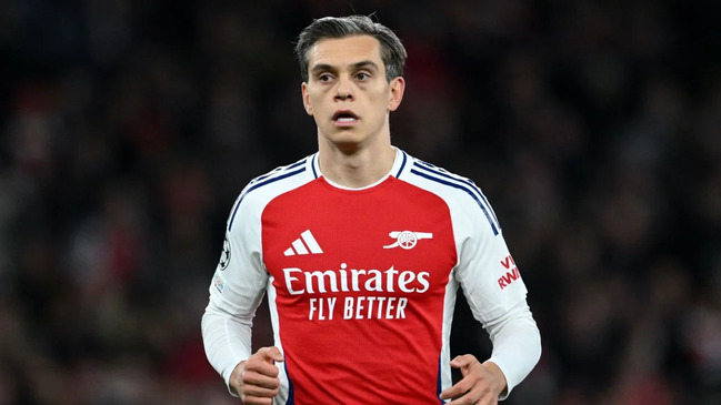 "Bornmut" "Arsenal"ın futbolçusu Leandro Trossarla maraqlanır