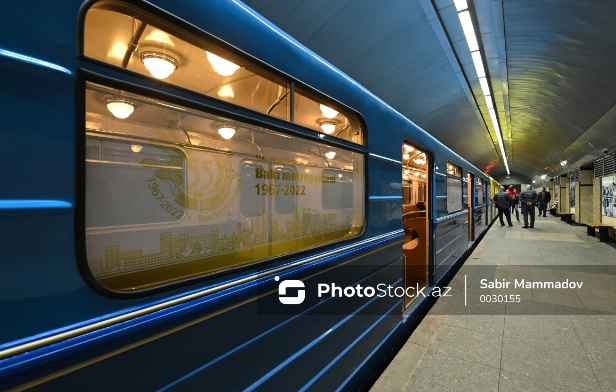 Bakı metrosunda qatarların hərəkəti ləngidi