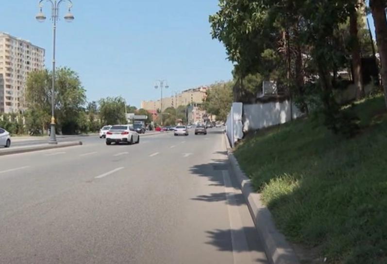 Paytaxtdakı prospektdə piyadaların həyatı üçün ciddi TƏHLÜKƏ VAR