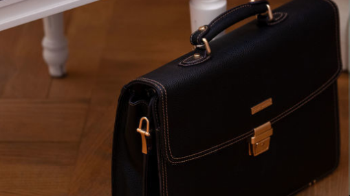 Azərbaycanda məktəb direktoruna cinayət işi açıldı