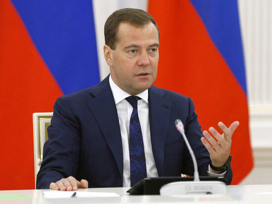 Medvedev: "Öz pendirimiz də pis deyil"