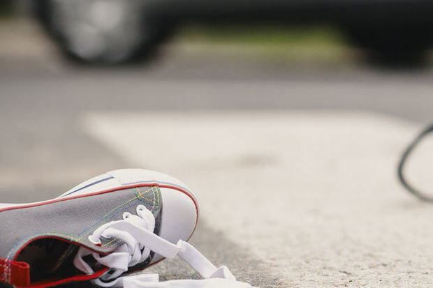 Azərbaycanda dördüncü sinif şagirdini maşın vurdu