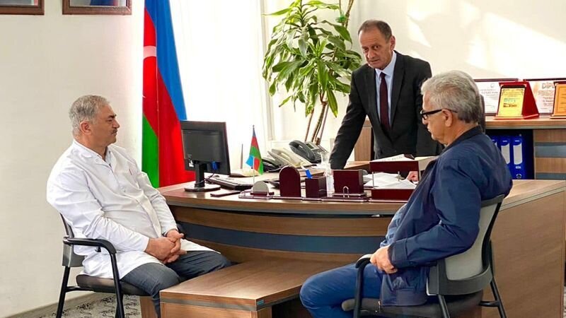 Azərbaycanda işdən çıxarılan müdir xəstəxana direktorunu söydü - Saxlanıldı, məhkəmə qərar verdi