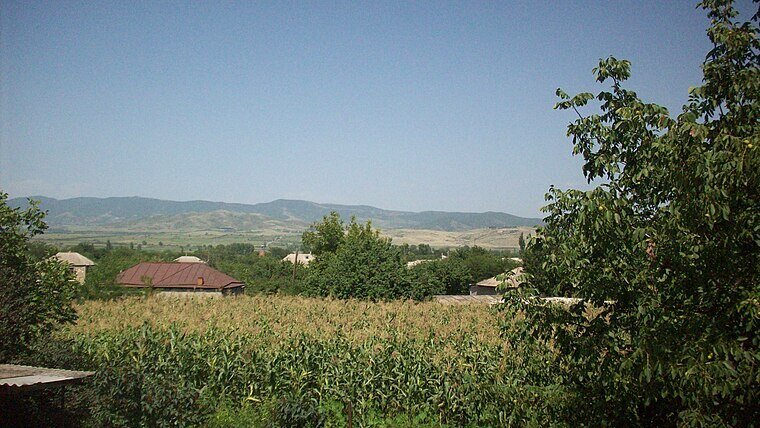 Gürcüstanda 4 əsrə yaxın yaşı olan Qarabağlı kəndi: bu kənd niyə belə adlanır? - VİDEO