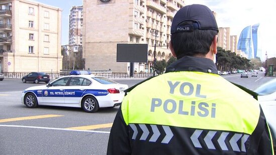Yol polisindən nümunəvi addım - FOTO