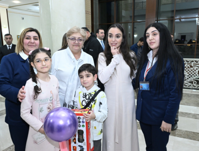 Gəncə Dövlət Dram Teatrında "İsi və Piti" animasiya serialının premyerası olub