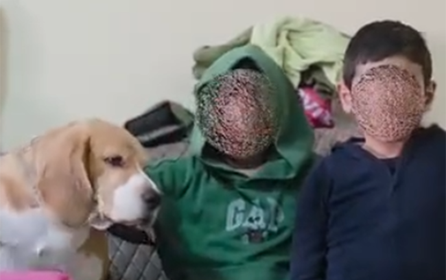 Bakıda ana iki uşağını gözəllik salonunda qoyub getdi - Qurumlar hərəkətə keçdi