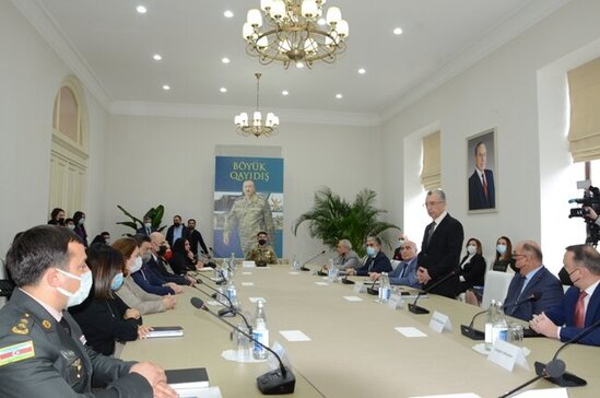 Bakı Şəhər İcra Hakimiyyətində "Böyük qayıdış" kitabının təqdimatı keçirilib