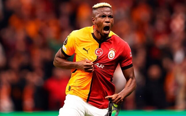 Viktor Osimhen "Qalatasaray"a transfer olmaq ehtimalını istisna etməyib