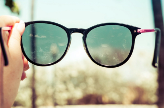 Bu gün eynəkləri TƏHLÜKƏLİDİR