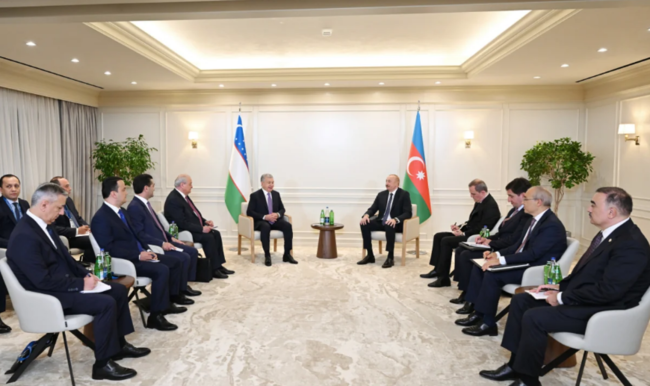 İlham Əliyev Şavkat Mirziyoyev ilə görüşüb - Foto