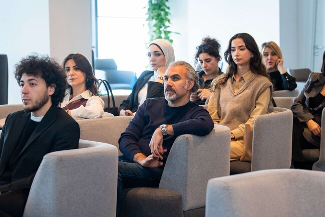 "Avromed Company" MMC-nin baş ofisində Bakı şəhərinin tibbi tarixinin formalaşma mərhələlərinə həsr olunmuş təqdimat keçirilib