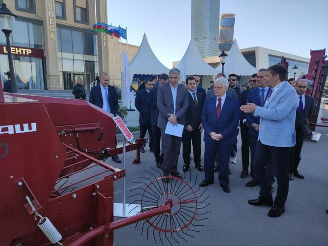 Bakıdakı "Həştərxan İş Mərkəzi"ndə "Rusiya-Azərbaycan Tarla Günü 2022" sərgisi baş tutdu- FOTOLAR