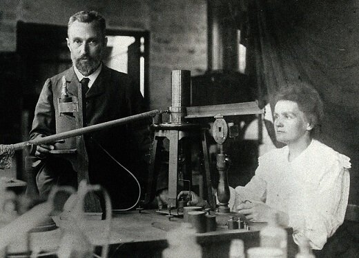 Arvadının soyadını qəbul edən məşhur kişilər - Aralarında qəhrəman da var