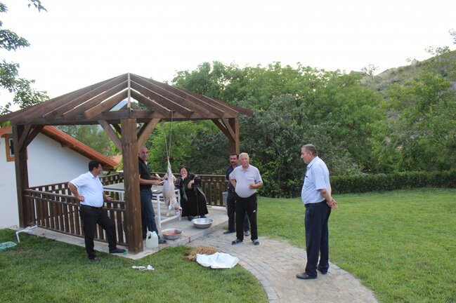 31 il əvvəl dediyi qurbanı Laçında kəsdi - Fotolar