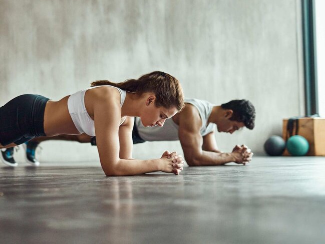 Fitnes mütəxəssisi: Məşqdən sonra bunu etmək əzələləri mum kimi əridir