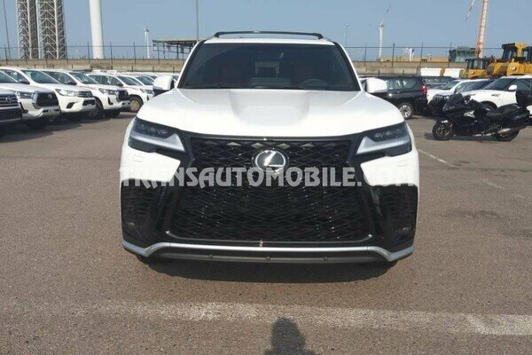 İsfəndiyar Axundovun milyonluq avtomobillərinə həbs qoyuldu - İş adamı məhkəməyə üz tutdu