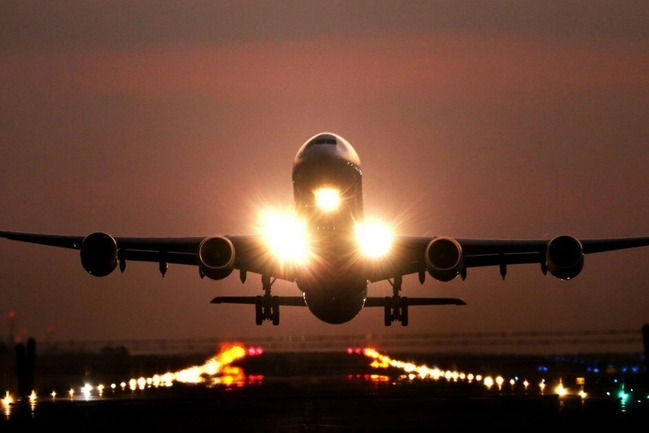 Latviya Rusiya və Belarus sərhədləri boyunca gecə uçuşları qadağasını bir daha uzadıb