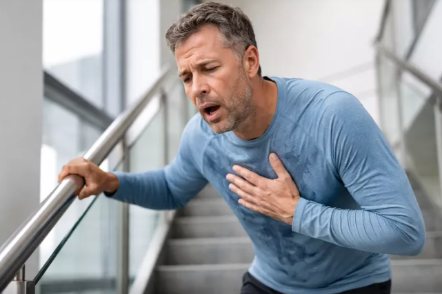 Pilləkənləri çıxanda tənginəfəsliyin SƏBƏBLƏRİ