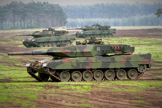 "Bild": Almaniya NATO-nun şərq cinahında tank briqadası yerləşdirir