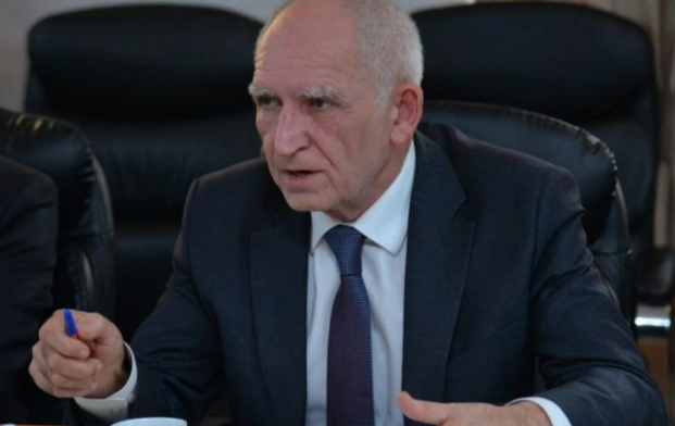 Tanınmış təhsil eksperti vəfat edib