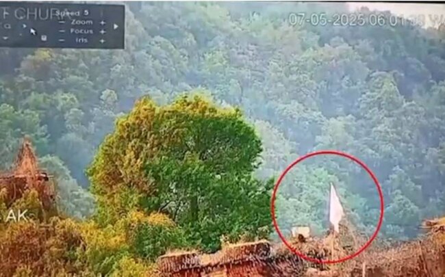 Hindistan ordusu ağ bayraq qaldırdı