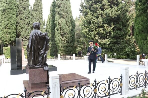 Prokurorluq orqanlarının xidməti fəaliyyətdə fərqlənən əməkdaşları mükafatlandırılıb - FOTO