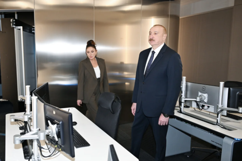 Prezident İlham Əliyev Milli Aviasiya Akademiyasında Beynəlxalq Təlim Mərkəzinin açılışında iştirak edib - FOTO