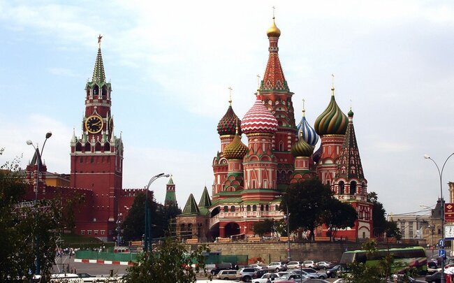 Kreml Putinlə Zelenski arasında görüşün mümkünlüyünə aydınlıq gətirib