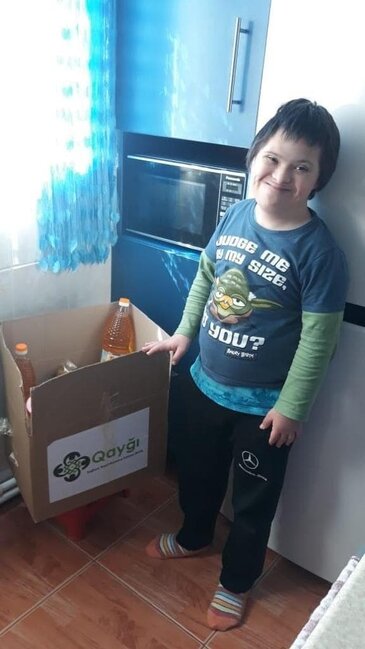 "Qayğı - Sağlam Nəsil Naminə" İctimai Birliyi daun sindromlu uşaqlara yardım edib - VİDEO