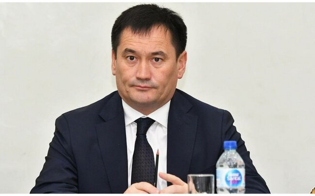 Özbəkistan Azərbaycan və Türkmənistandan gəmi alışını nəzərdən keçirir