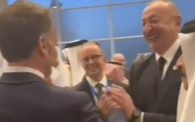 Hamıya dostluq əli... - Video