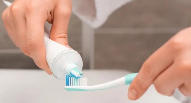 Saçdan hazırlanan diş pastası kariesi surətlə sağaldırmış