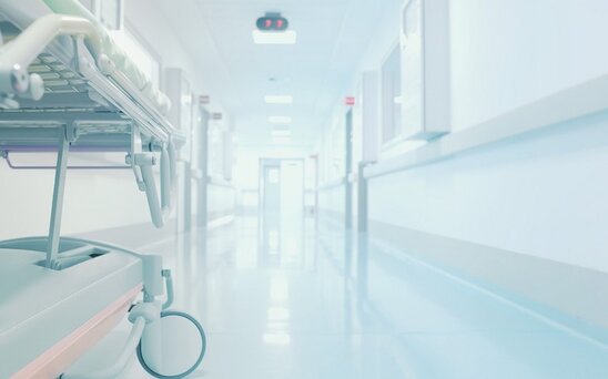 Traktor avtomobillə toqquşub, ölən var