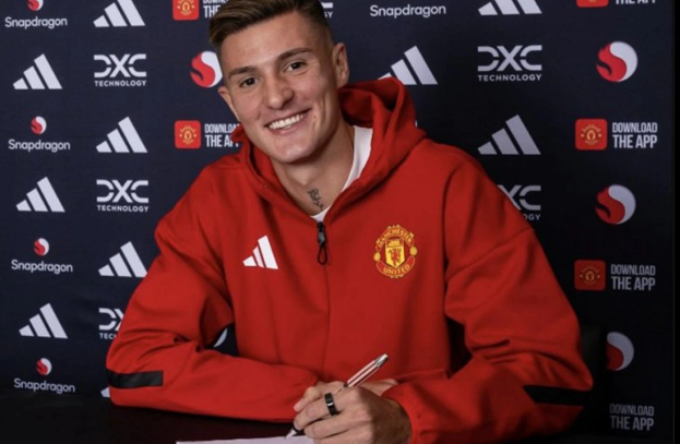 Benyamin Şeşko rəsmən "Mançester Yunayted"də