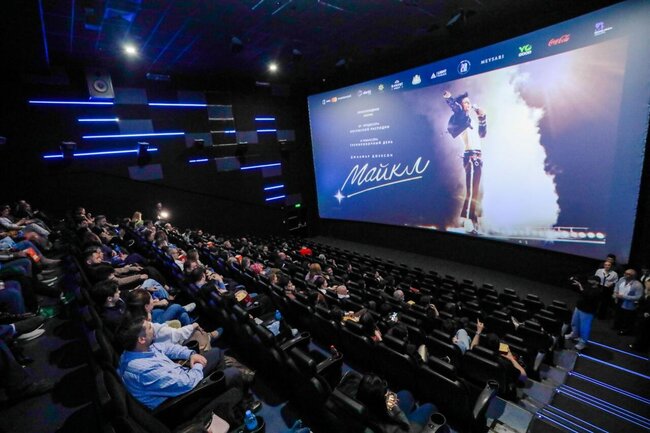 CineMastercard "Maykl" filmi ilə dünya premyerasından 3 gün öncə əfsanənin ruhunu canlandırdı - VİDEO - FOTO