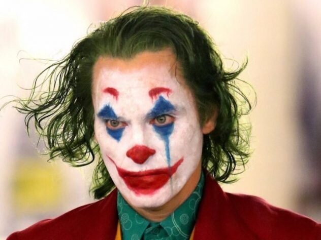 "Joker": Dəli gülüşün faciəsi