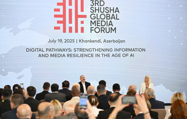 Prezident: "Bizi tənqid edənlərin xarici borcu ÜDM-in 100 faizi qədərdir"