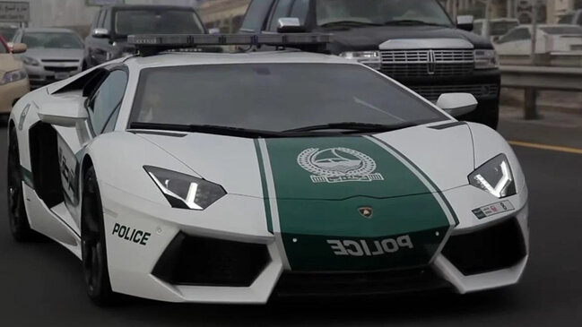 Dubay polisi niyə "Ferrari" və "Lamborghini" sürür? - Məsələ sürətdə deyil